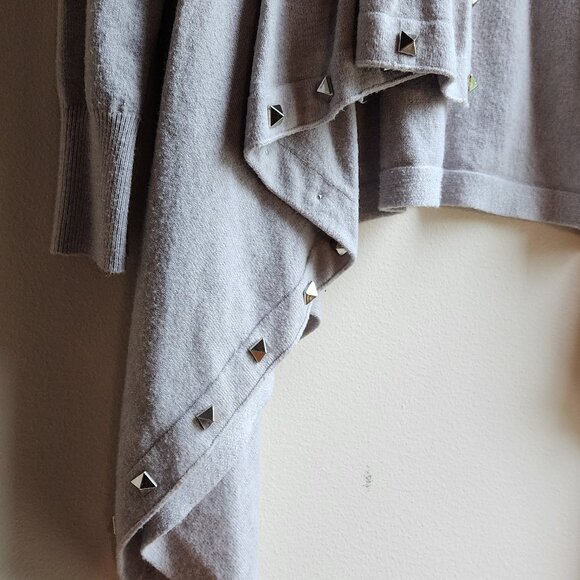 Vila Milano Light Gray Studded Angled Cardigan Size Small - Picture 5 of 16